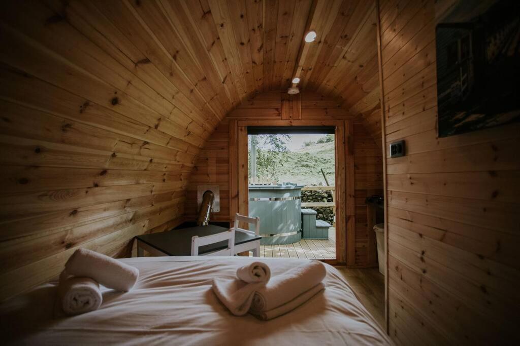 Ash Winter Retreat- Hot Tub & Log Bruner Barmouth Extérieur photo